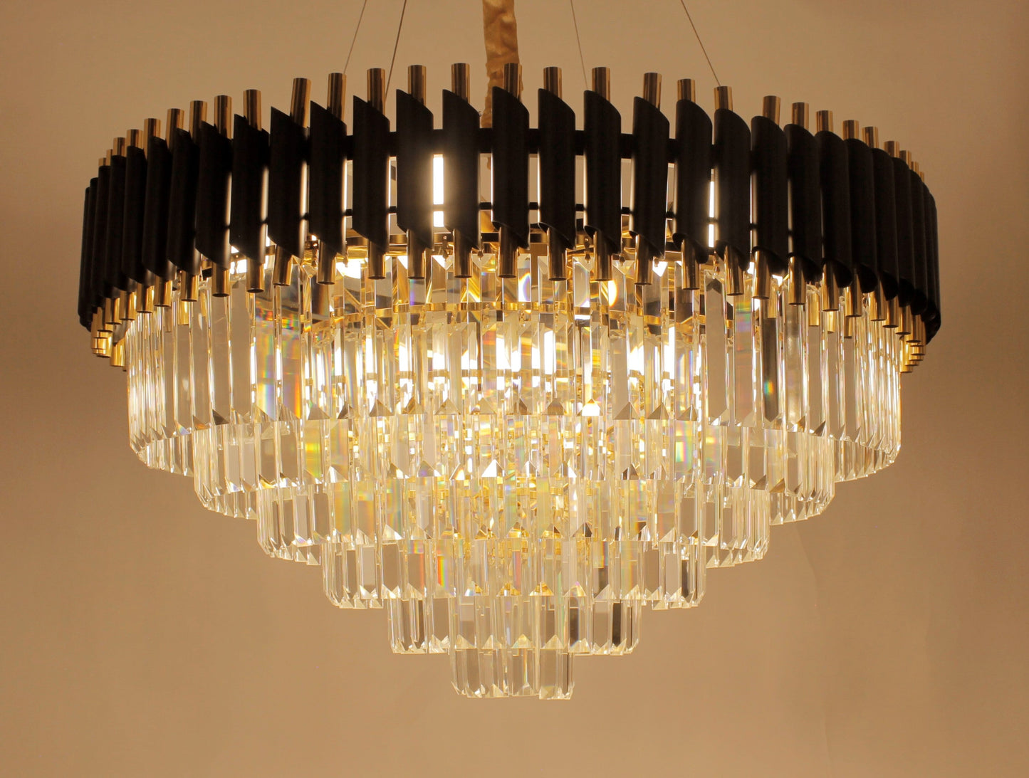 Raisa crystal chandelier, 12 bulbs